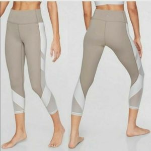 Athleta 7/8 leggings